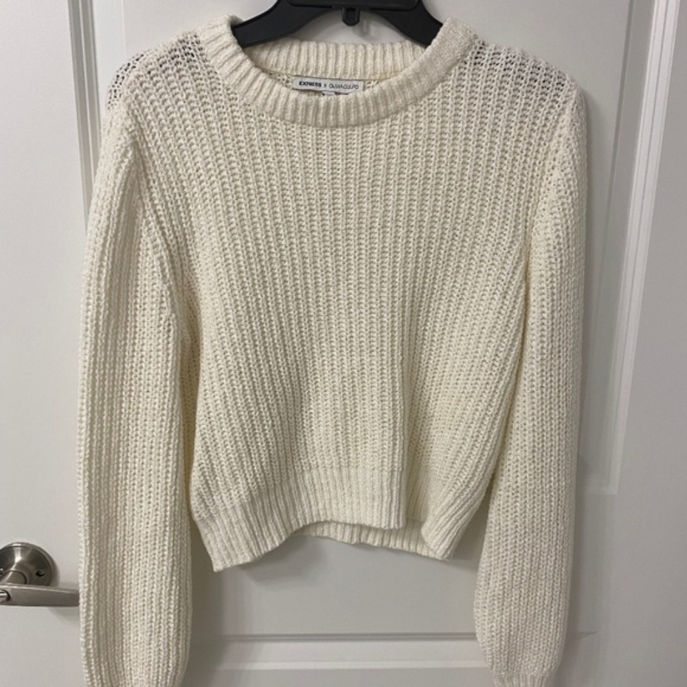 Express X Olivia Culpo Women's Crew Neck Sweater. Off- White. Small. Pre-owned
